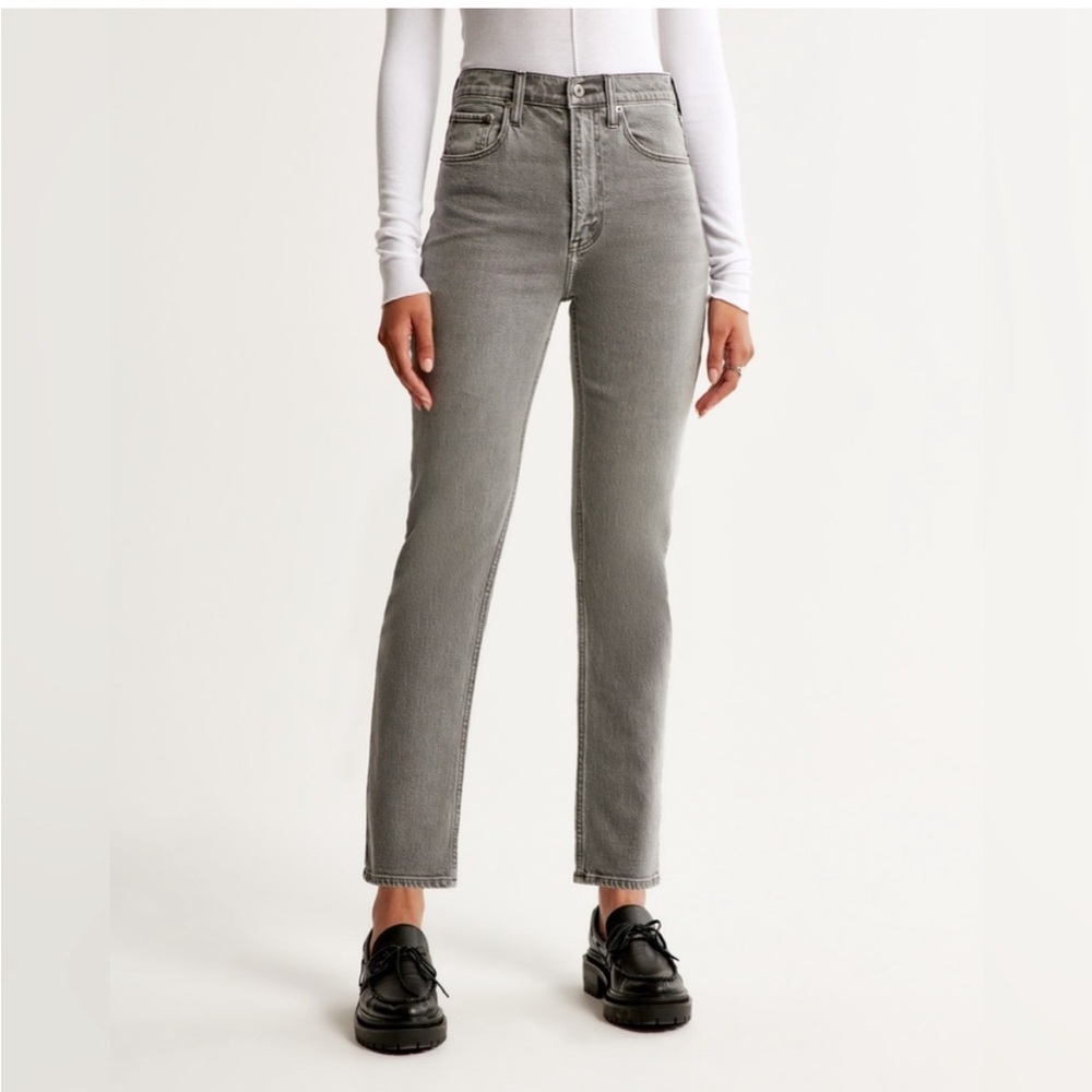 Abercrombie & Fitch The Ankle Straight Ultra High Rise Jean in Gray size 29 Long - Picture 2 of 13